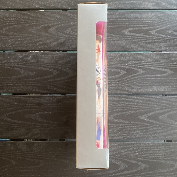 NRFB ~ 35th Anniversary Original 1958 Barbie Doll & Package Reproduction - Picture 10 of 12